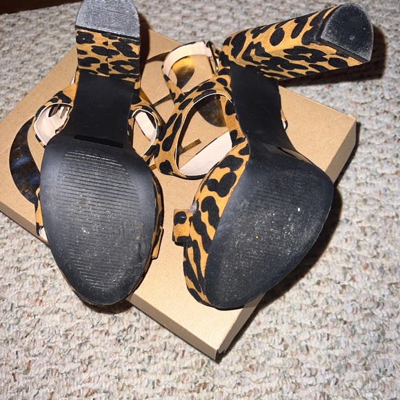 Charlotte Russe Leopard Suede Chunky Heel - Picture 9 of 11